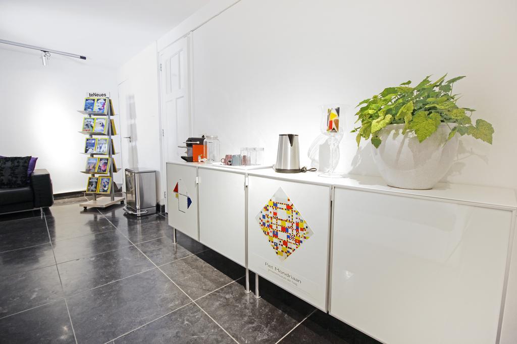 Ground Floor Canal Apartment Amsterdam Buitenkant foto